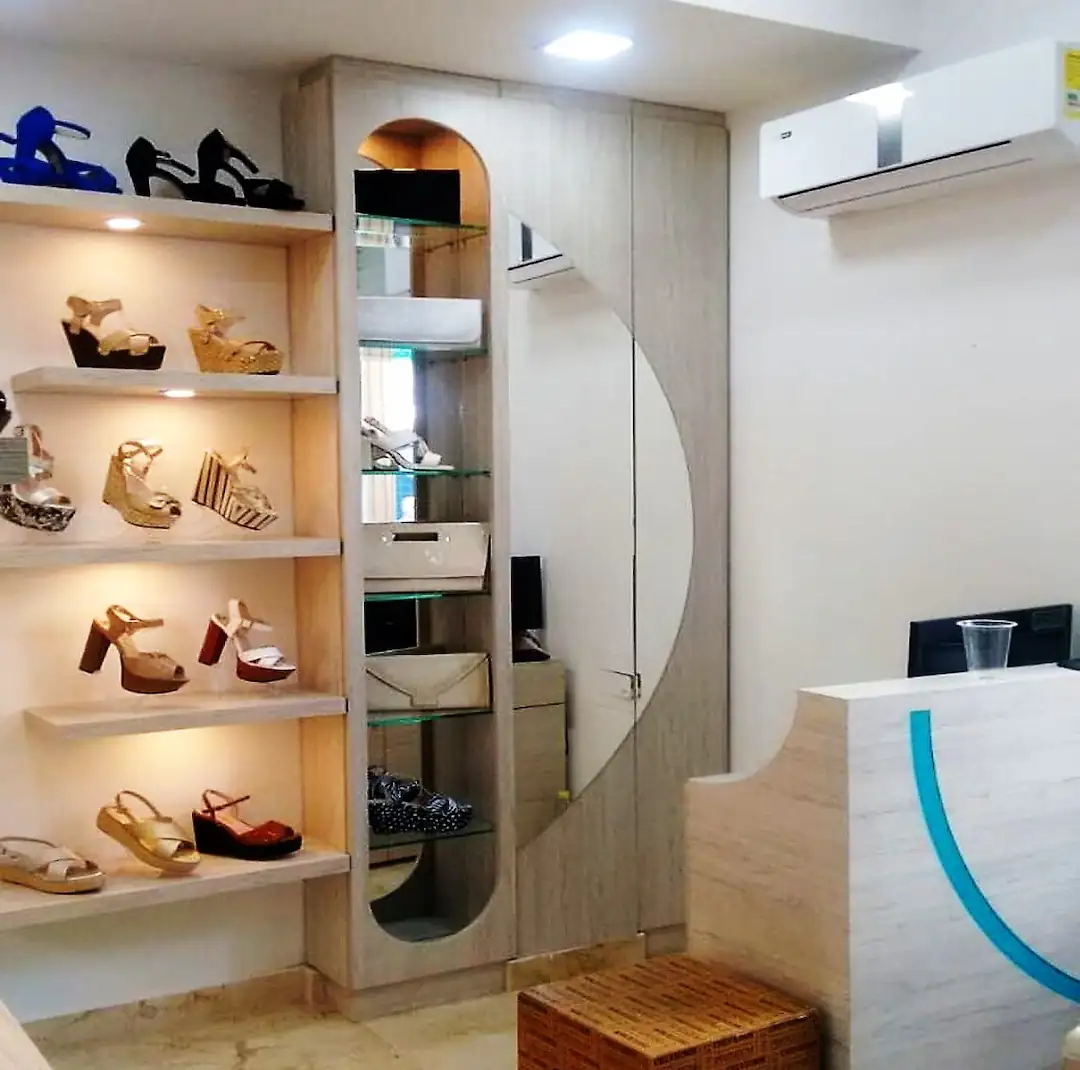 Foto de muebles comerciales #1