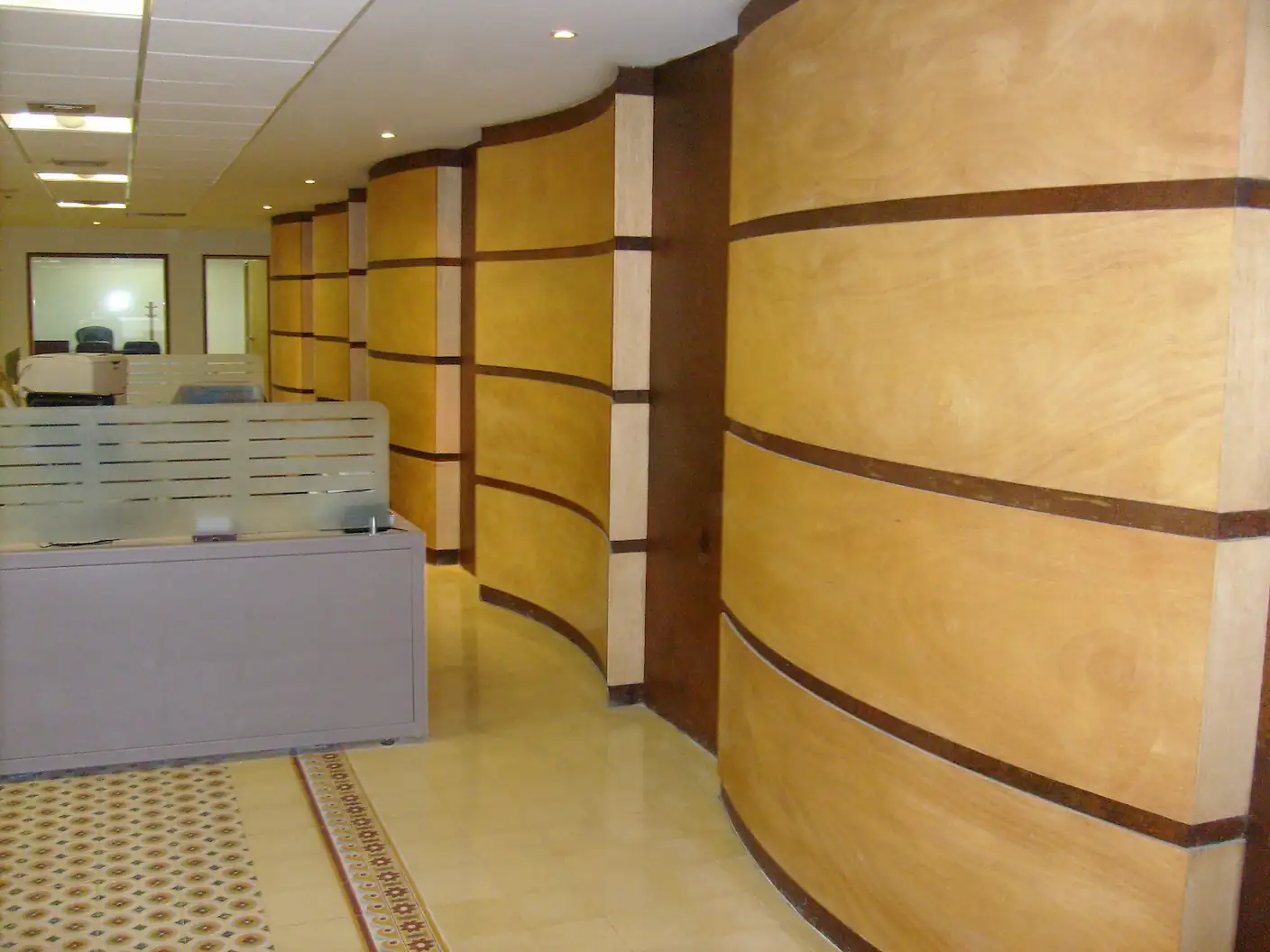 Foto de muebles comerciales #10