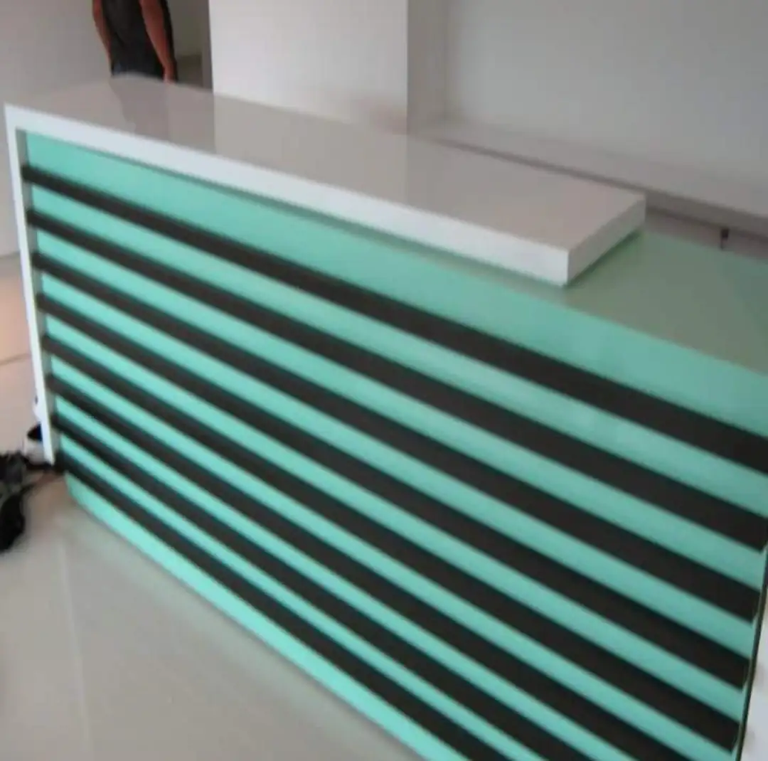 Foto de muebles comerciales #19