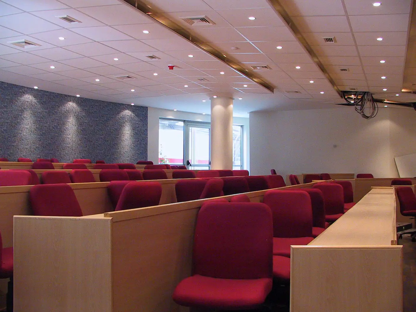 Foto de muebles comerciales #2