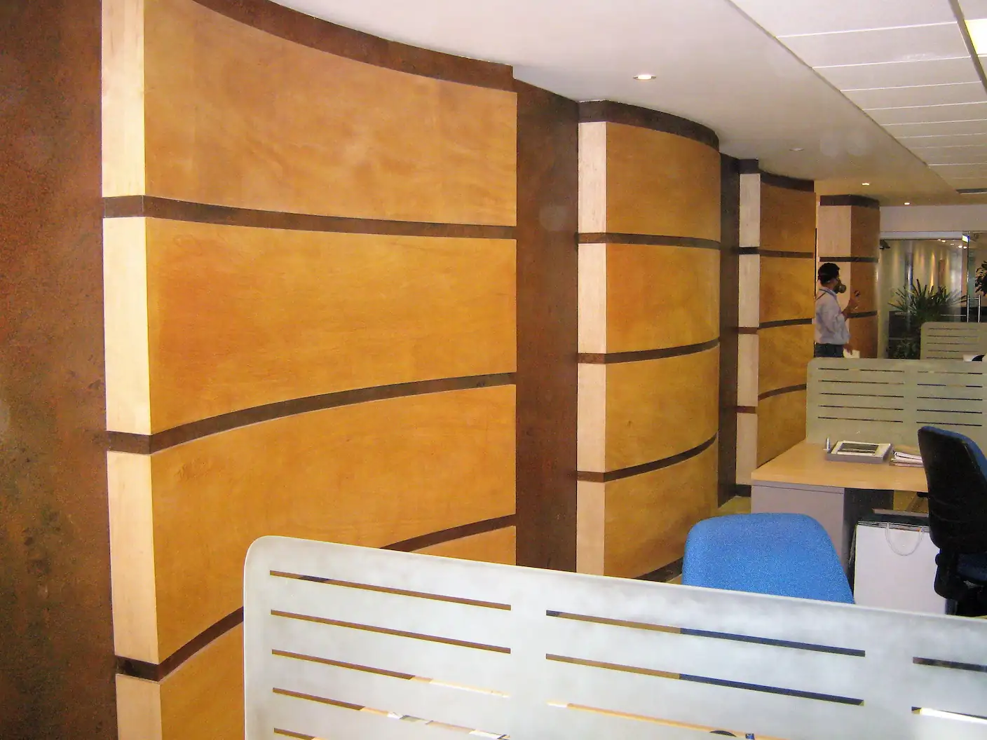 Foto de muebles comerciales #3