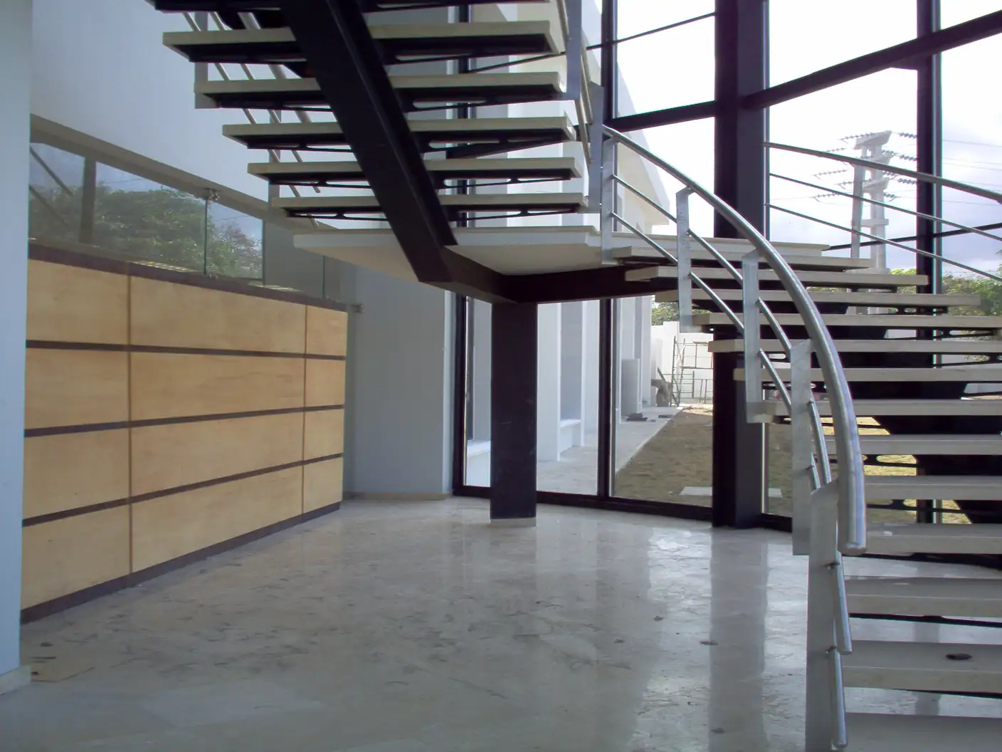 Foto de muebles comerciales #5