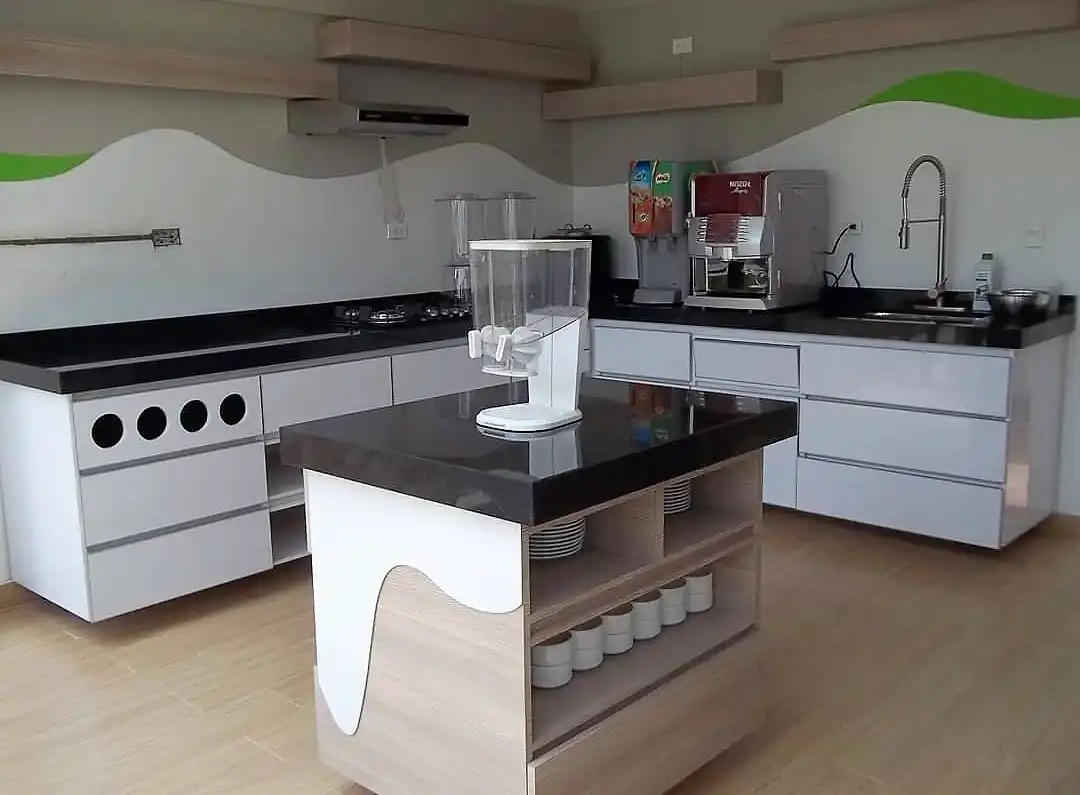 Foto de muebles comerciales #0