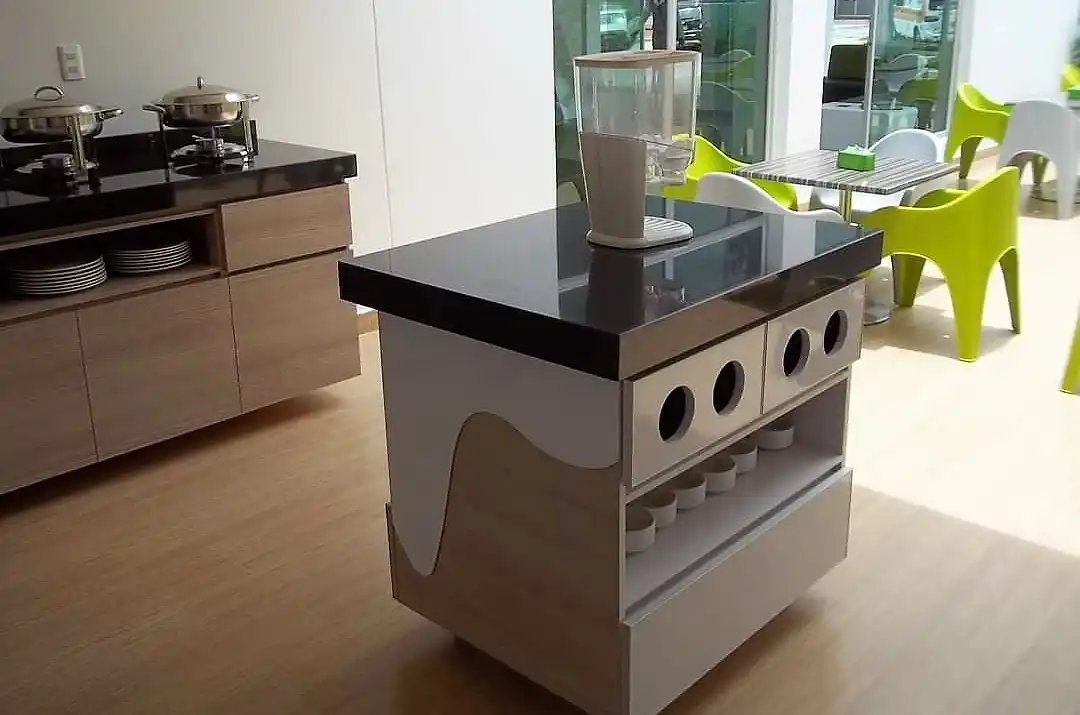 Foto de muebles comerciales #3